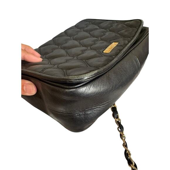 VTG Moschino Crossbody heart shape quilted lambskin Gold chain strap purse SOFT - Picture 11 of 16